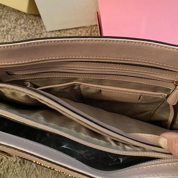Michael Kors Tote EUC light Pink - Picture 7 of 7